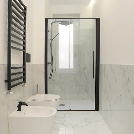 Spacious And Cozy Flat With Two Bathrooms Apartman *