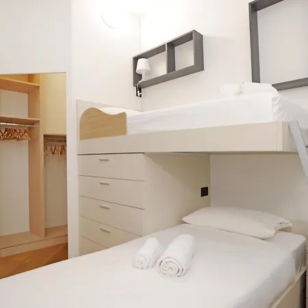 Spacious And Cozy Flat With Two Bathrooms Milánó