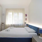 Spacious And Cozy Flat With Two Bthroom * Milán