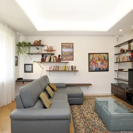 Apartamento Spacious And Cozy Flat With Two Bthroom