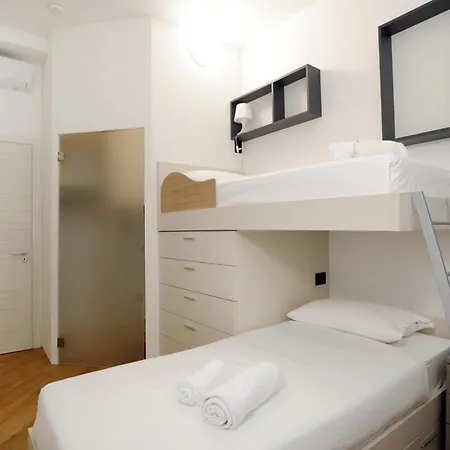 Spacious And Cozy Flat With Two Bathrooms