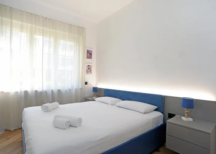 Spacious And Cozy Flat With Two Bthroom Apartment Milan